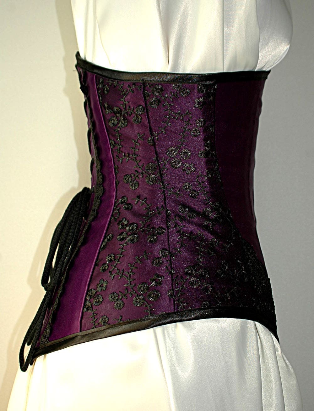 Purple and black underbust - Image 3