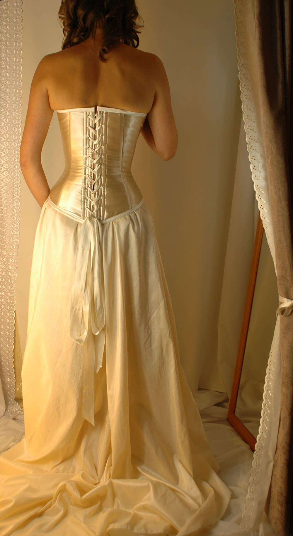 Amelia - Image 2