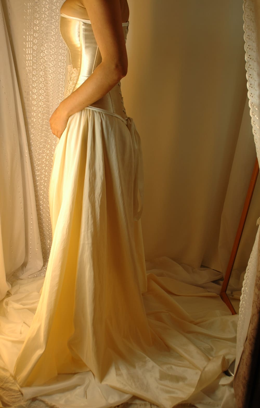 Amelia - Image 7